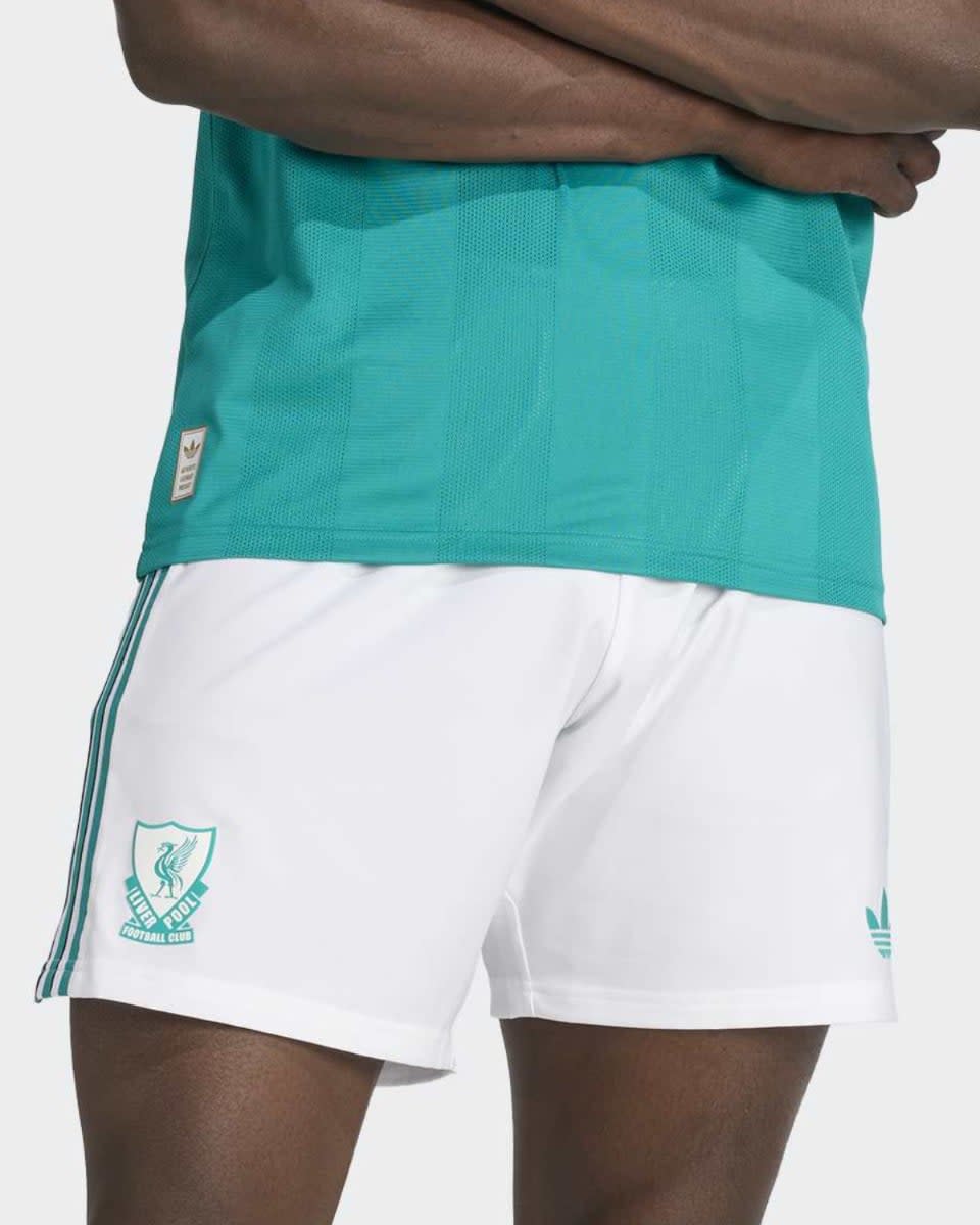 Pantalones cortos LFC adidas 25/26 Authentic Third para hombre - Image 1