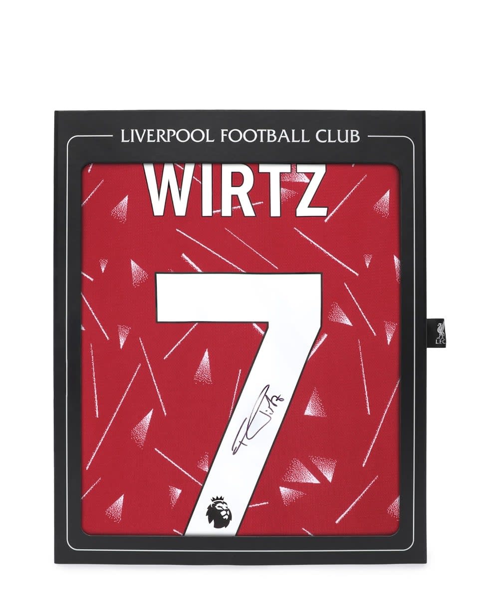 Camisa en caja Wirtz 26/27 firmada por LFC - Image 1