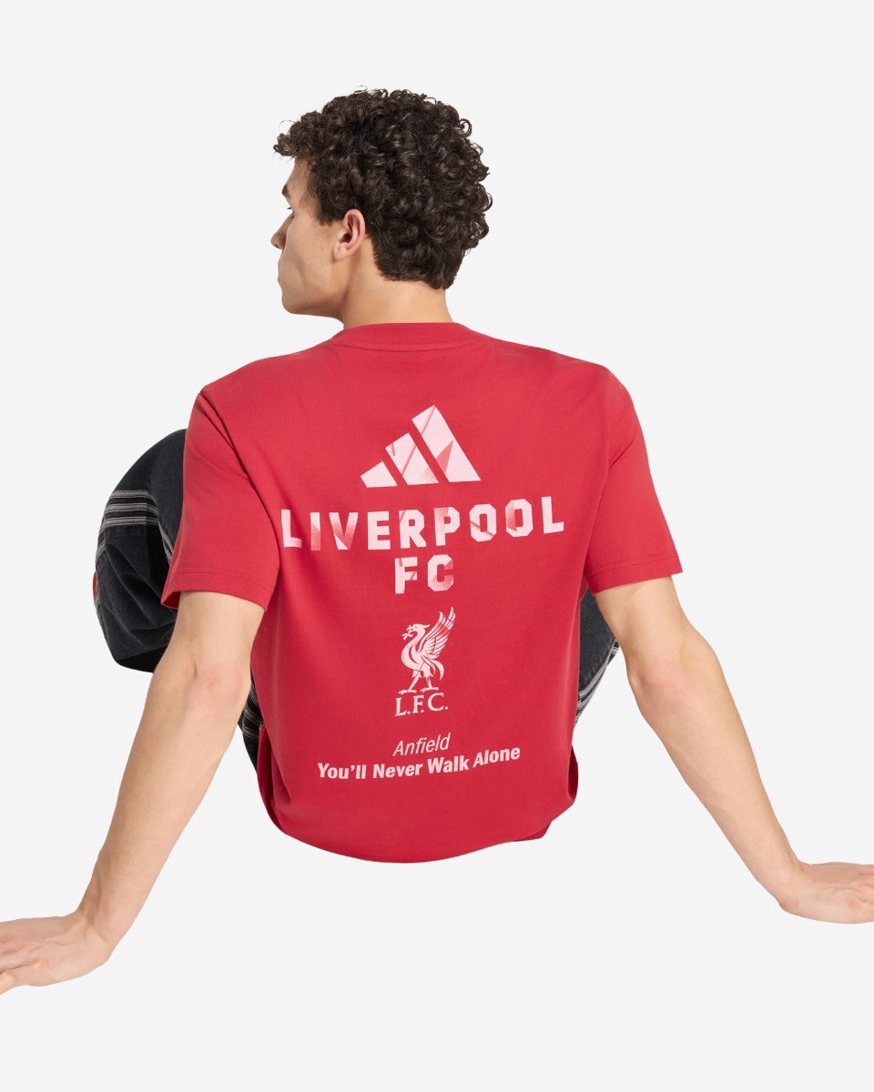 LFC 阿迪达斯男士 26/27 体育场图案 T 恤 Active Maroon - Image 4