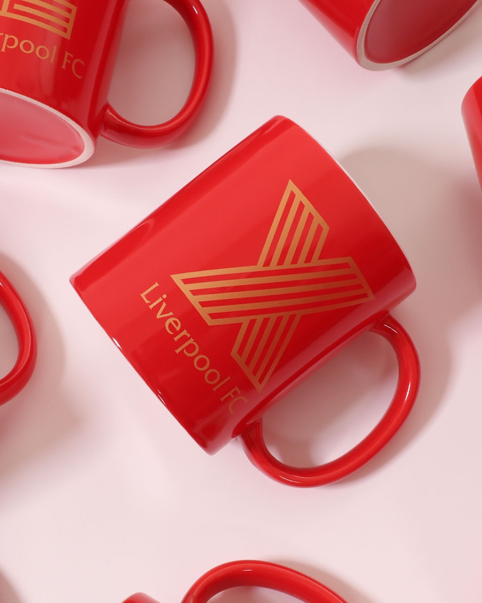 Taza LFC con letra X - Image 4
