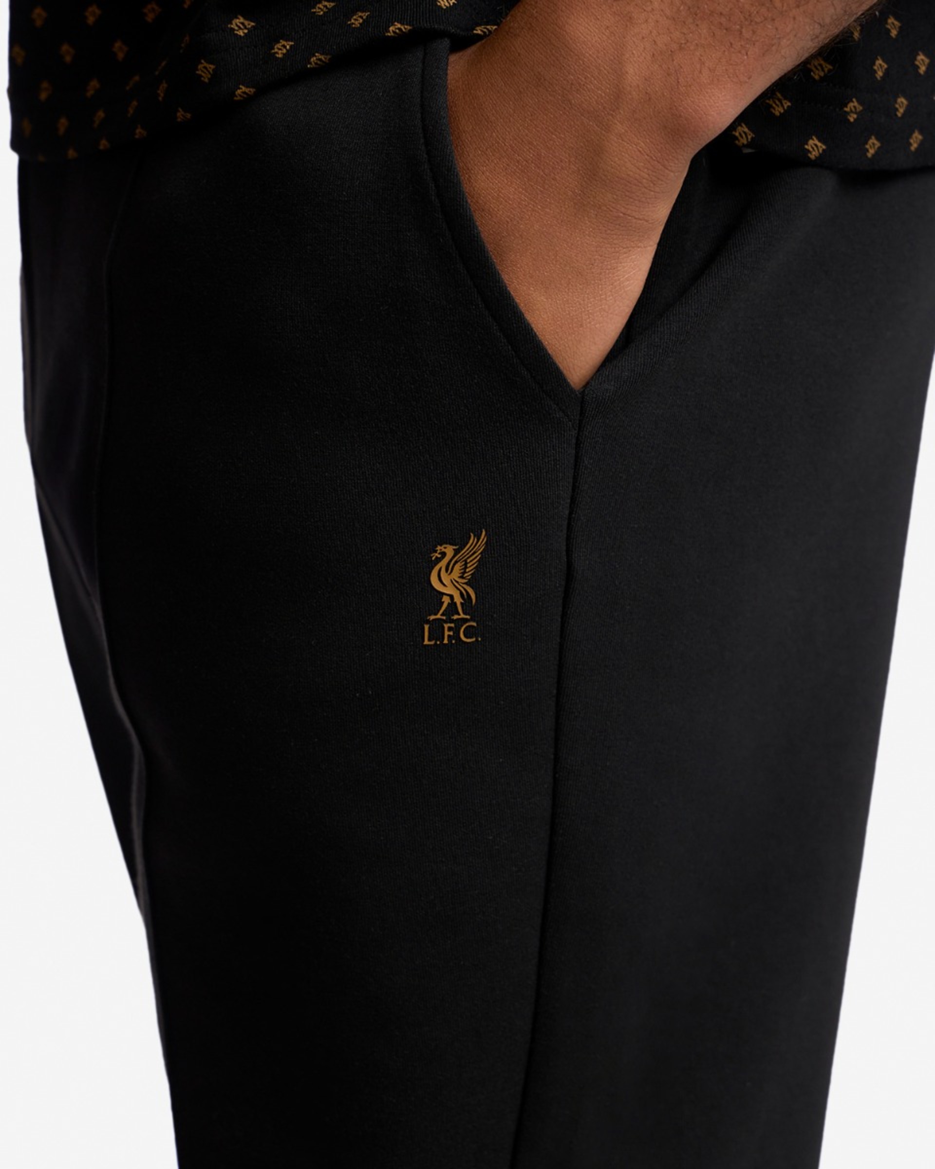 LFC Herren-Jogginghose, schmal zulaufend, Schwarz - Image 2