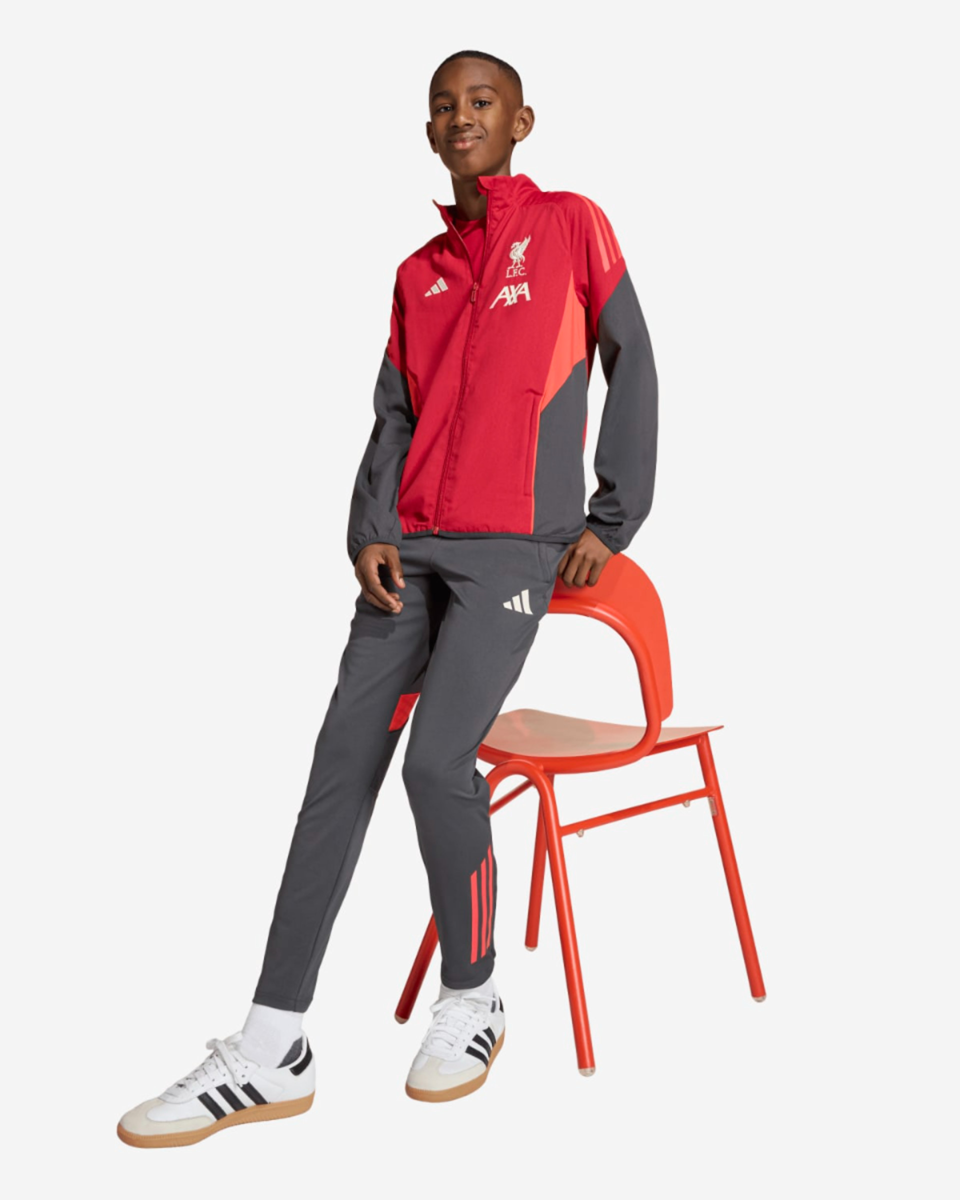 LFC adidas Juniors 25/26 Kampdagsjakke Rød - Image 3