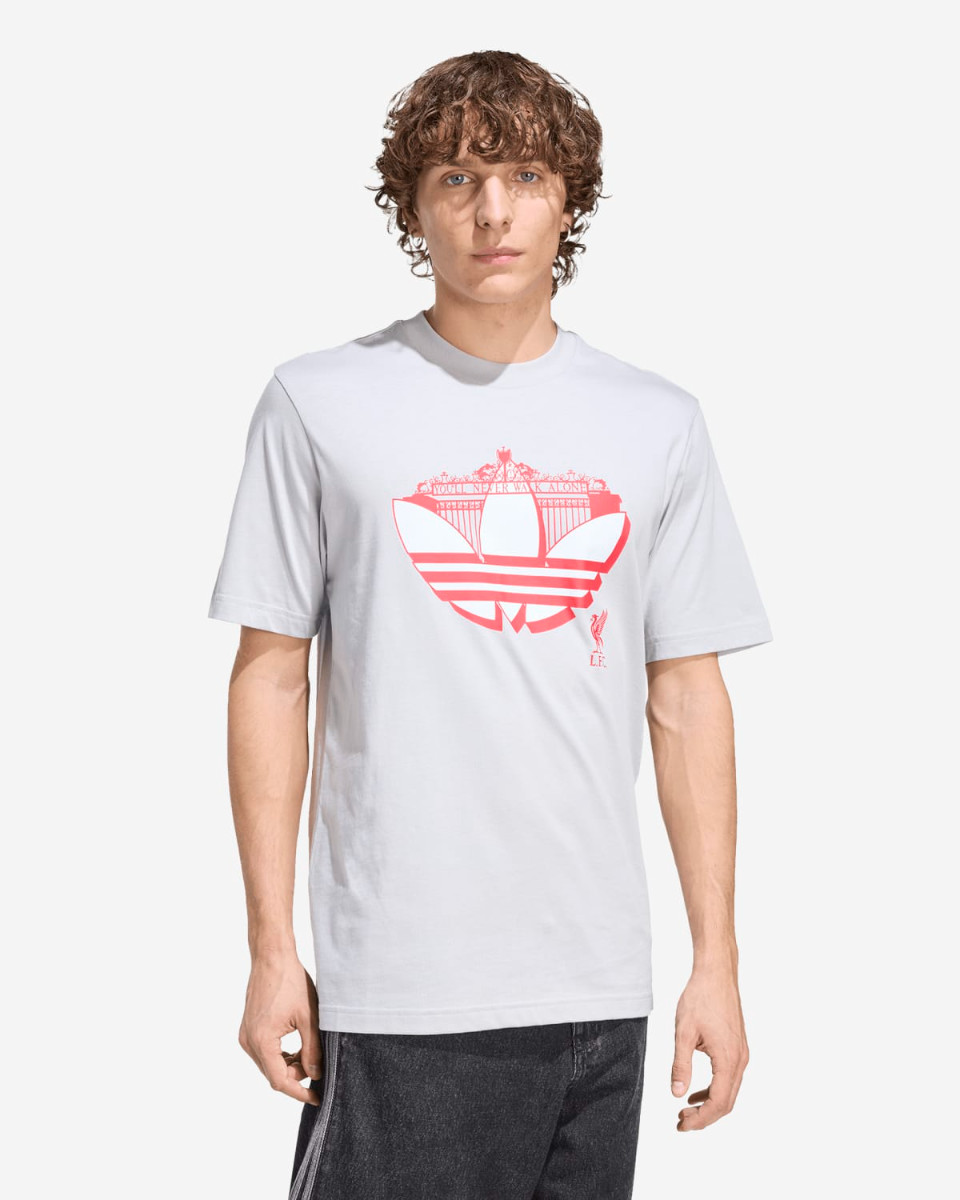 LFC adidas เสื้อยืดลายกราฟิกซีซั่นสำหรับผู้ชายสีเทา - Image 1