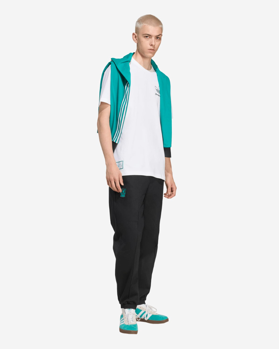 LFC adidas ผู้ชาย 25/26 ไอคอน เสื้อยืดกราฟิกสีขาว - Image 3
