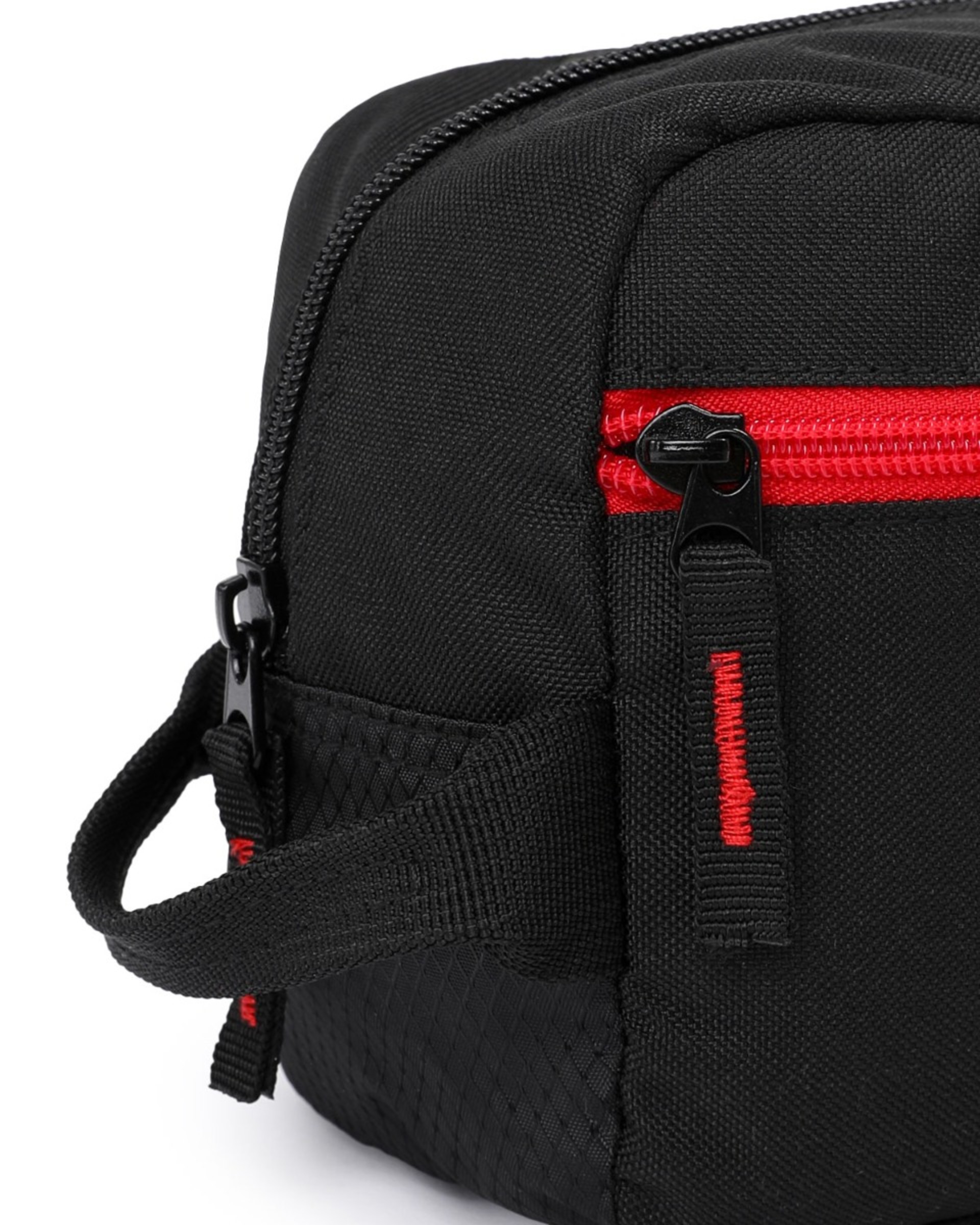 ถุงซักผ้า LFC Essentials - Image 3