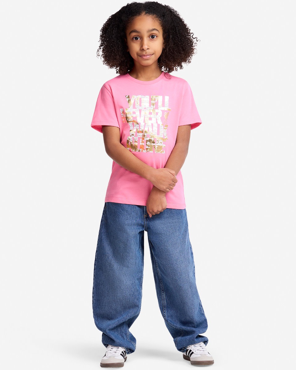 LFC Juniors YNWA Foil Tee Pink - Image 3