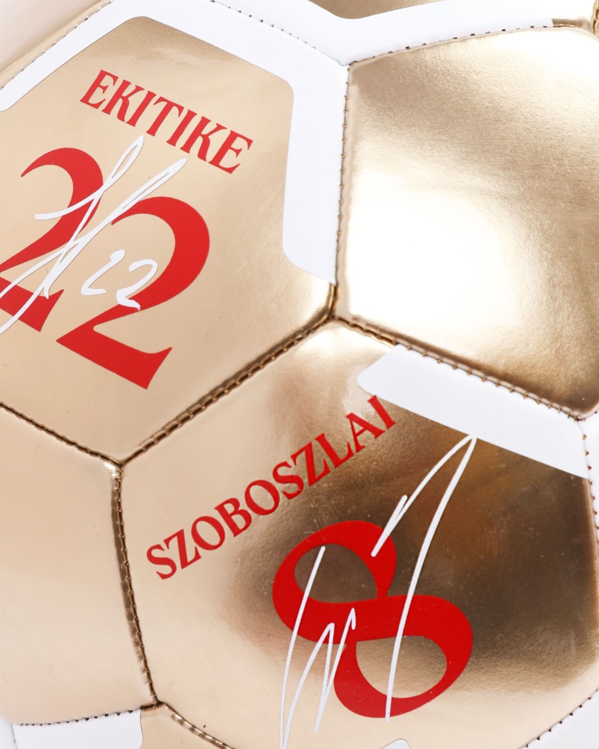 Balón de fútbol exclusivo LFC 25/26 - Image 2