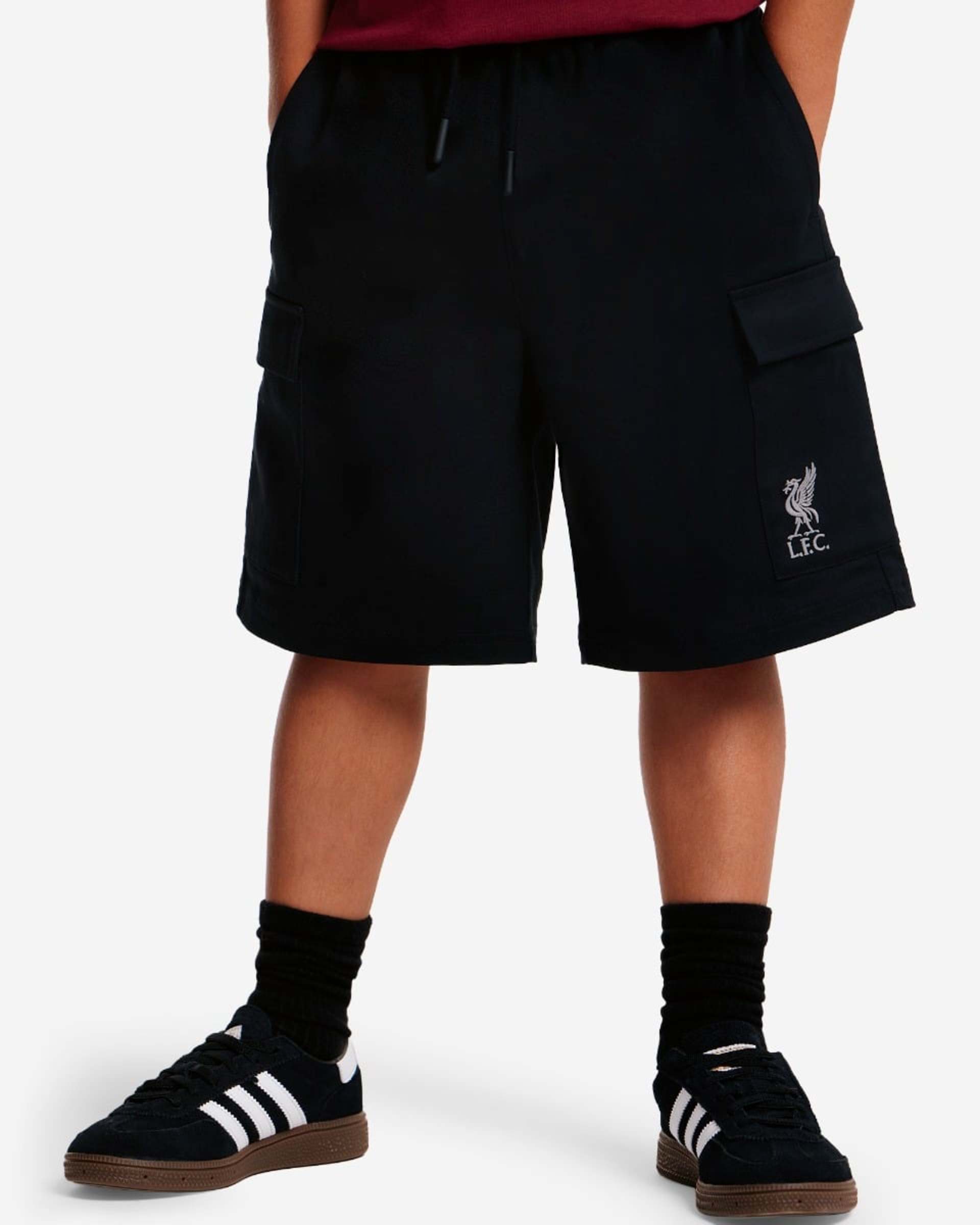 กางเกงขาสั้นผ้าใบ LFC Juniors สีดำ - Image 1