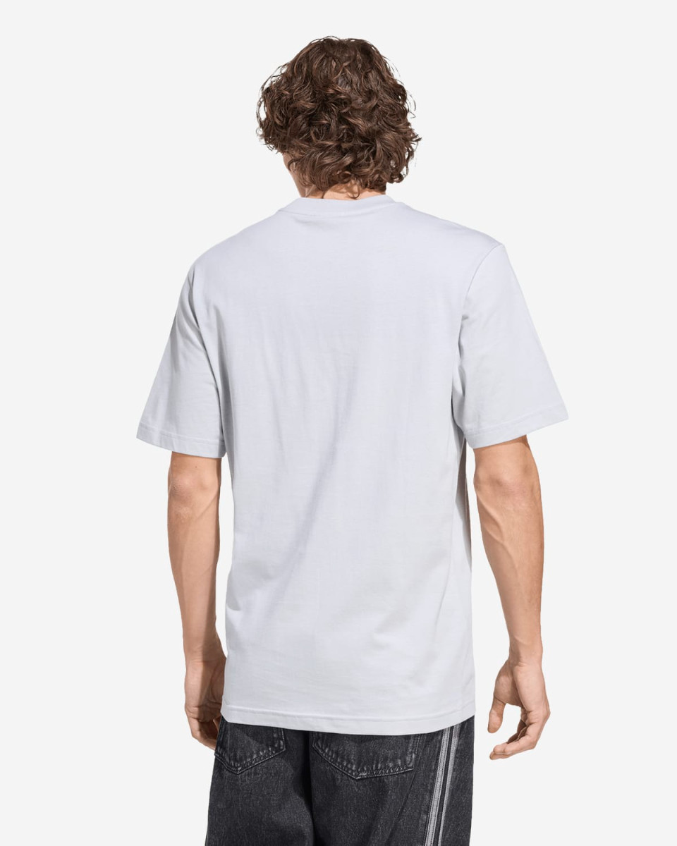 LFC adidas เสื้อยืดลายกราฟิกซีซั่นสำหรับผู้ชายสีเทา - Image 2