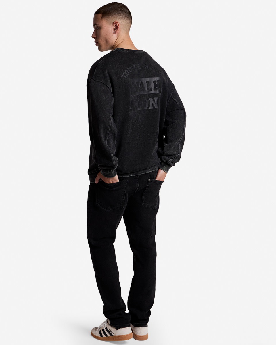 LFC Mens YNWA Oversized Crewneck Sweatshirt Black - Image 4