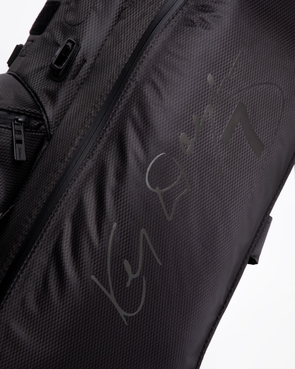 Bolsa de golf LFC x Kenny Dalglish x Titleist P5 Starry Stand - Image 2