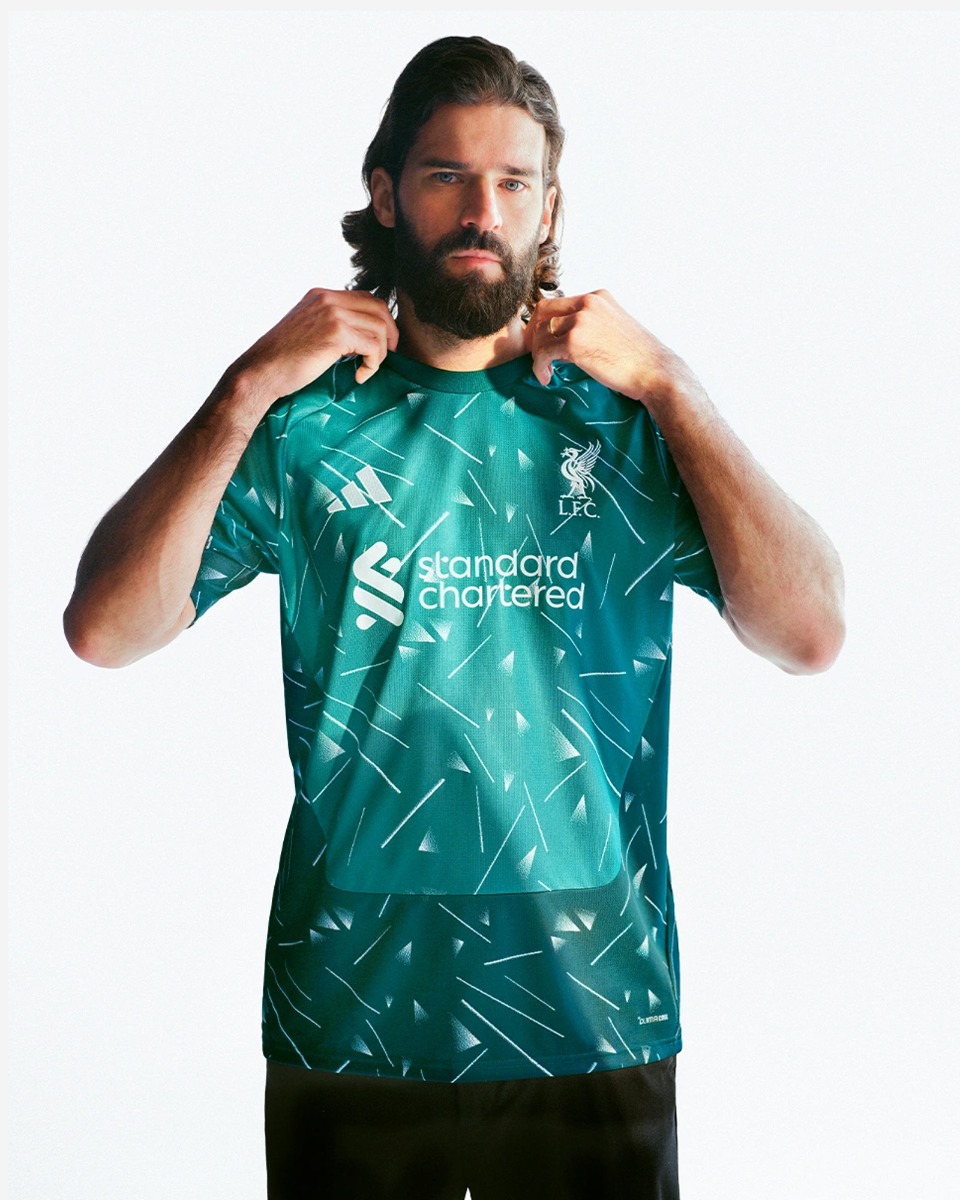 LFC adidas 25/26 Goalkeeper Kit | Official Liverpool FC Store