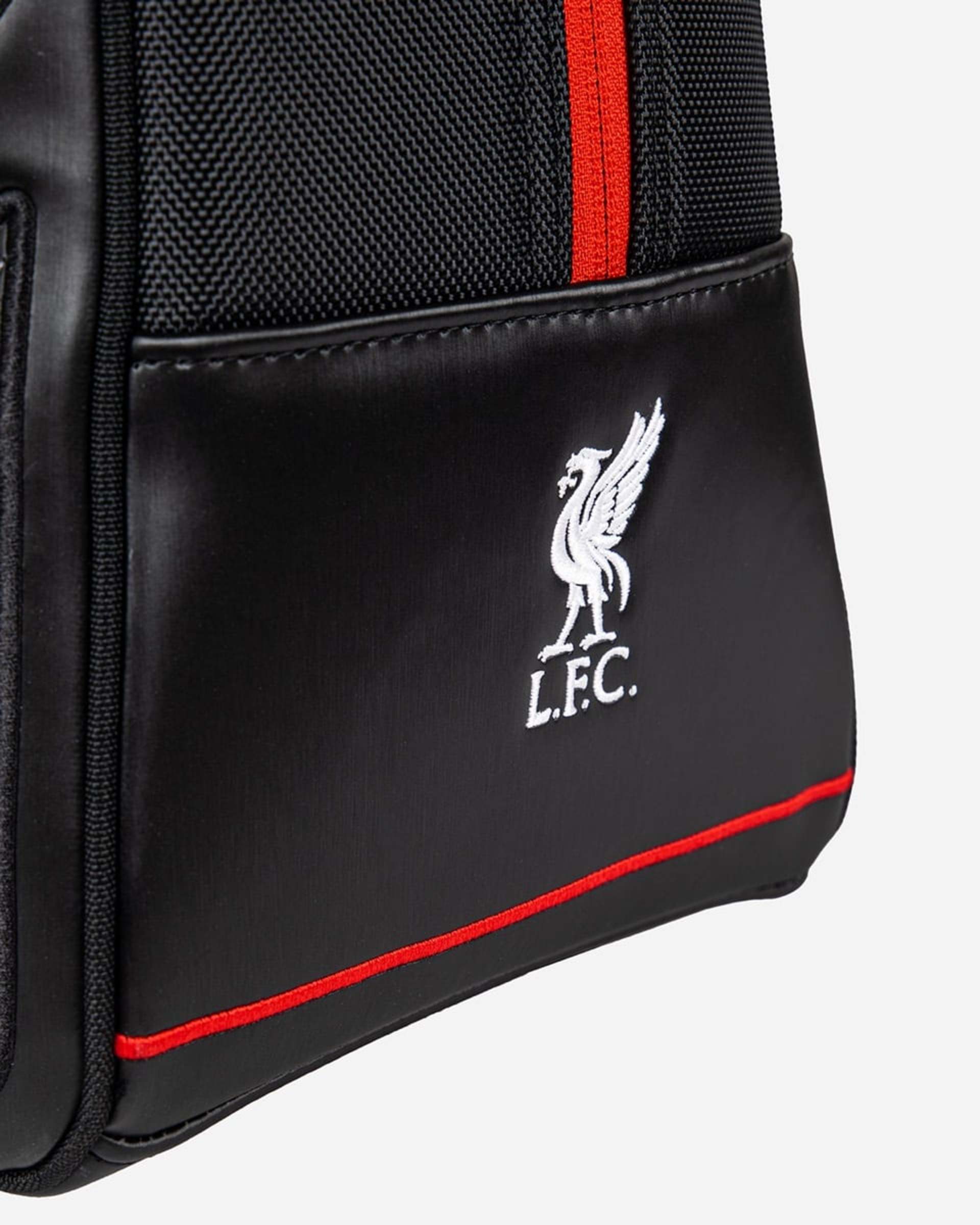 นักสะสมลูกกอล์ฟฝึกฝนนักเล่น LFC - Image 2