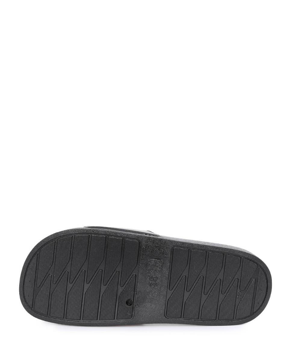 LFC Juniors Sliders Black - Image 4