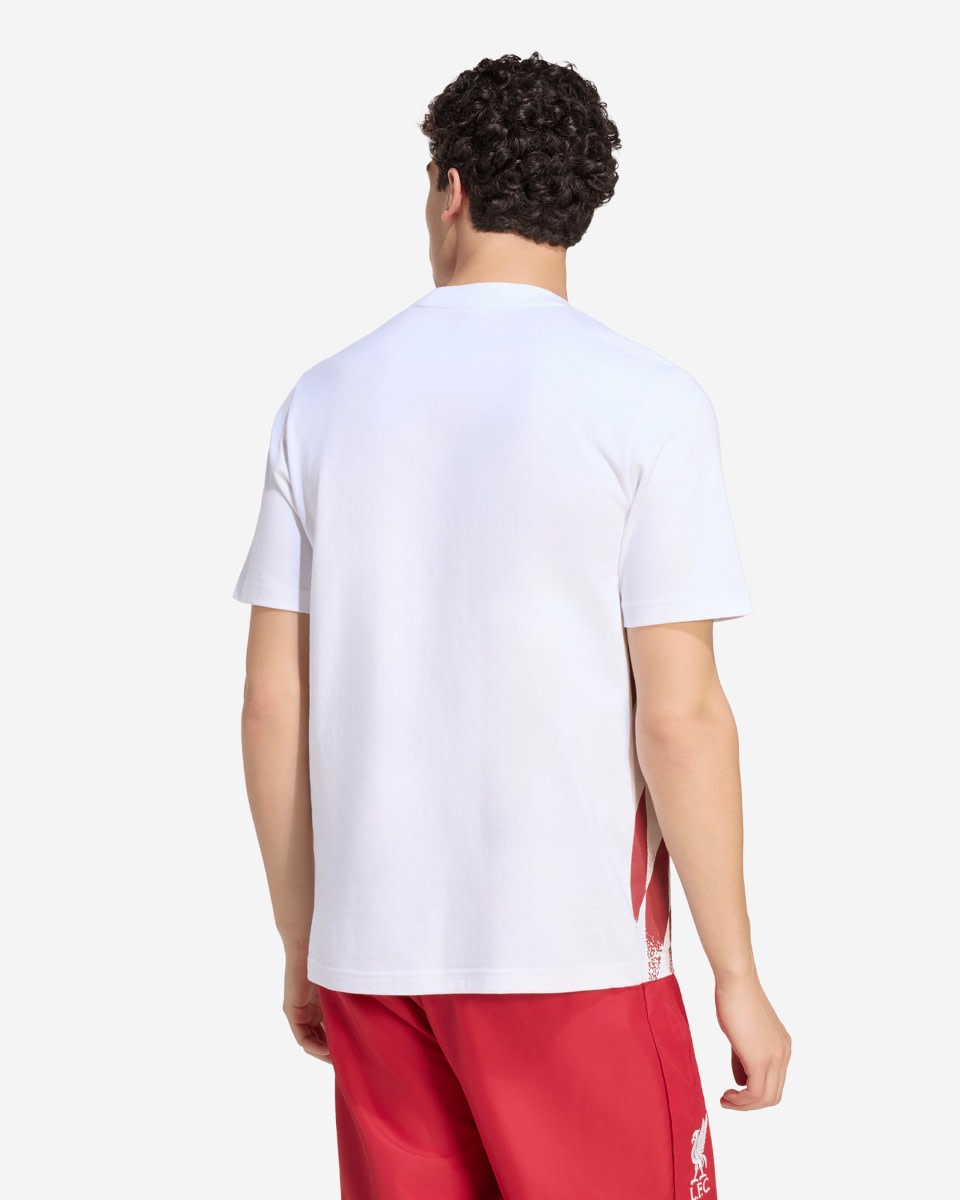 เสื้อยืดลายกราฟิกผู้ชาย 26/27 สนามกีฬา LFC adidas สีขาวและสีน้ำตาลแอคทีฟ - Image 2