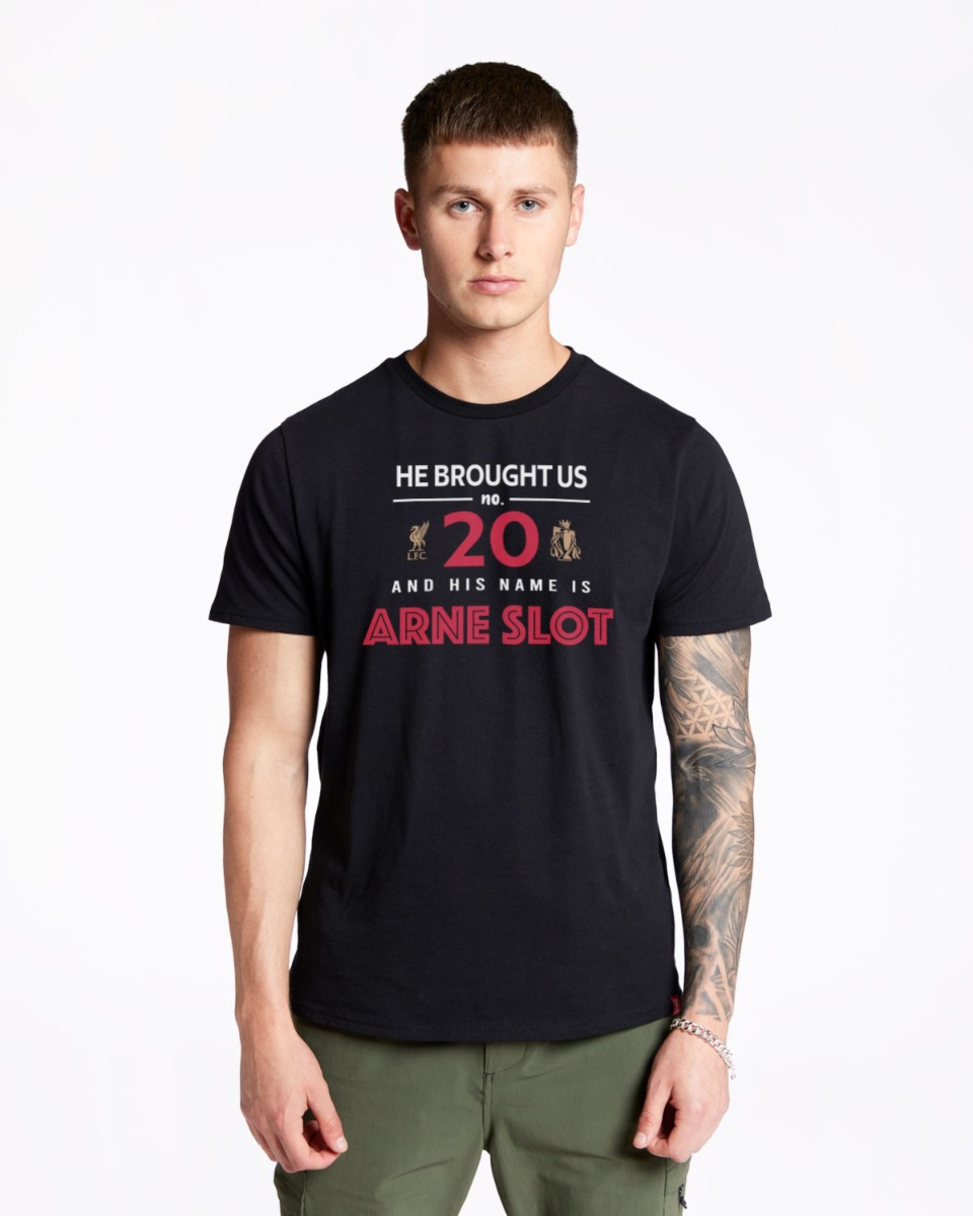 LFC Arne Slot Graphic T-Shirt für Erwachsene, Schwarz - Image 1