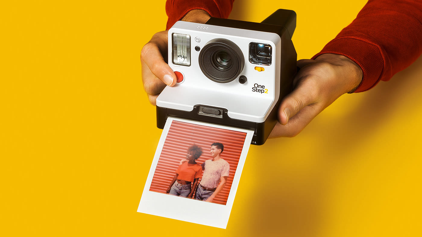Polaroid hero 16x9