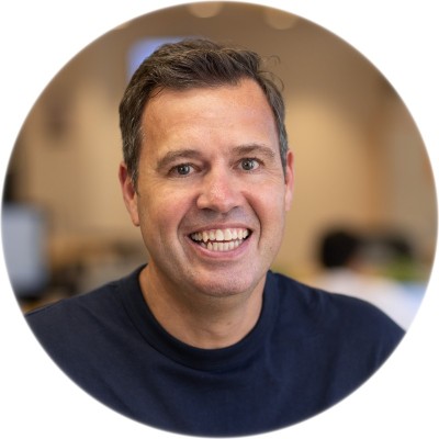 Headshot of Chris Skelton