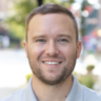 Garrett Smith's headshot