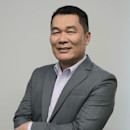 Vincent Medina's headshot