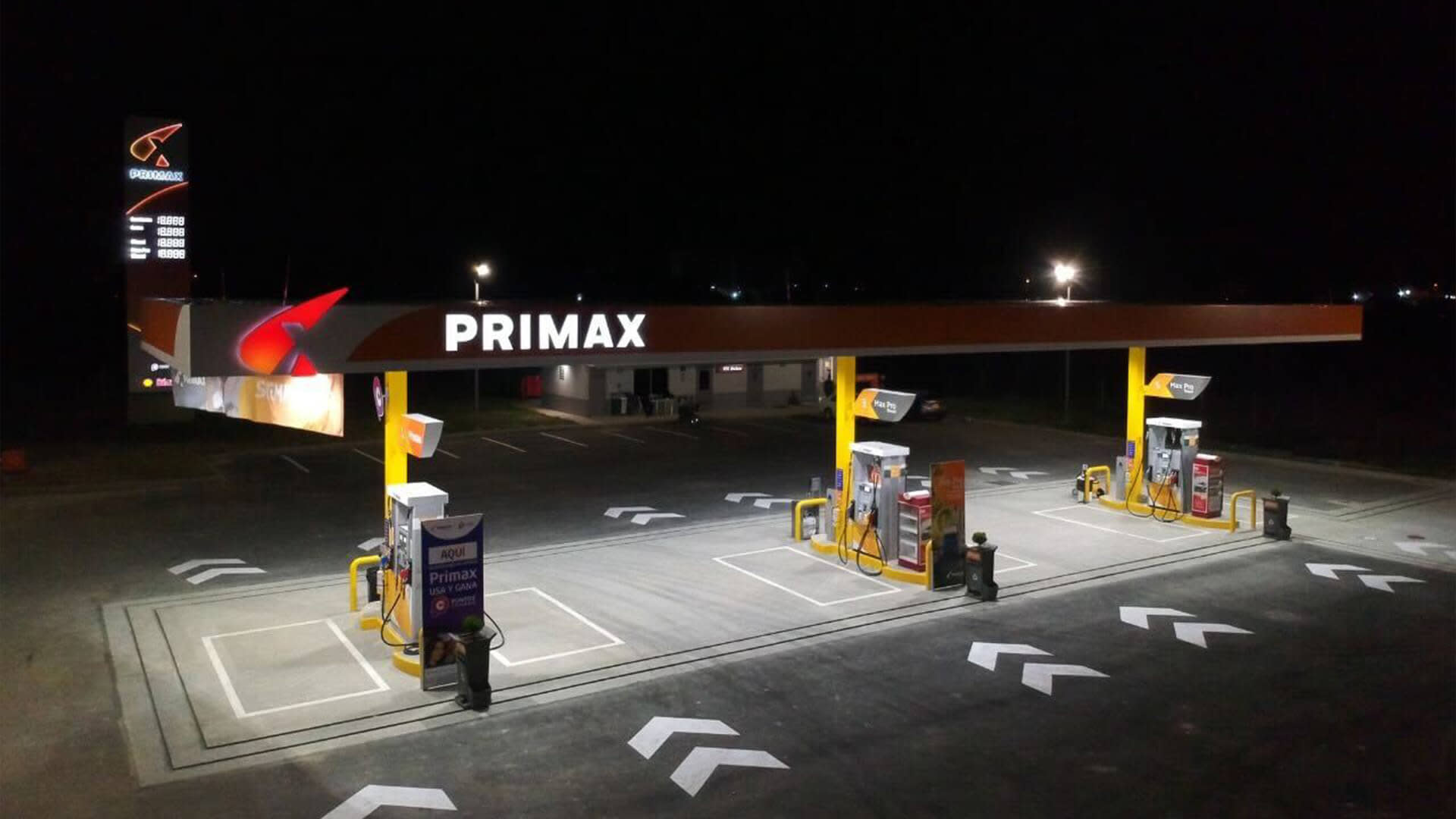 Primax gas station at night