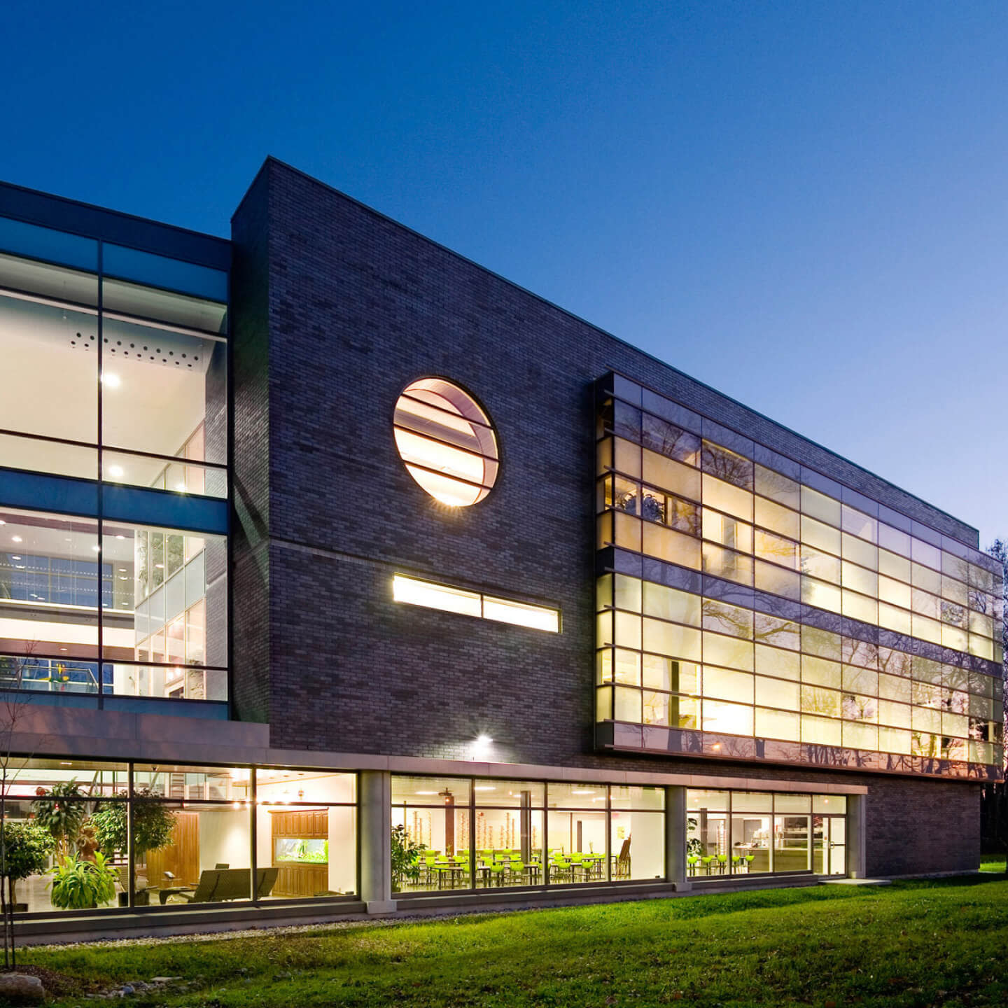 Business center building lateral view during sunset