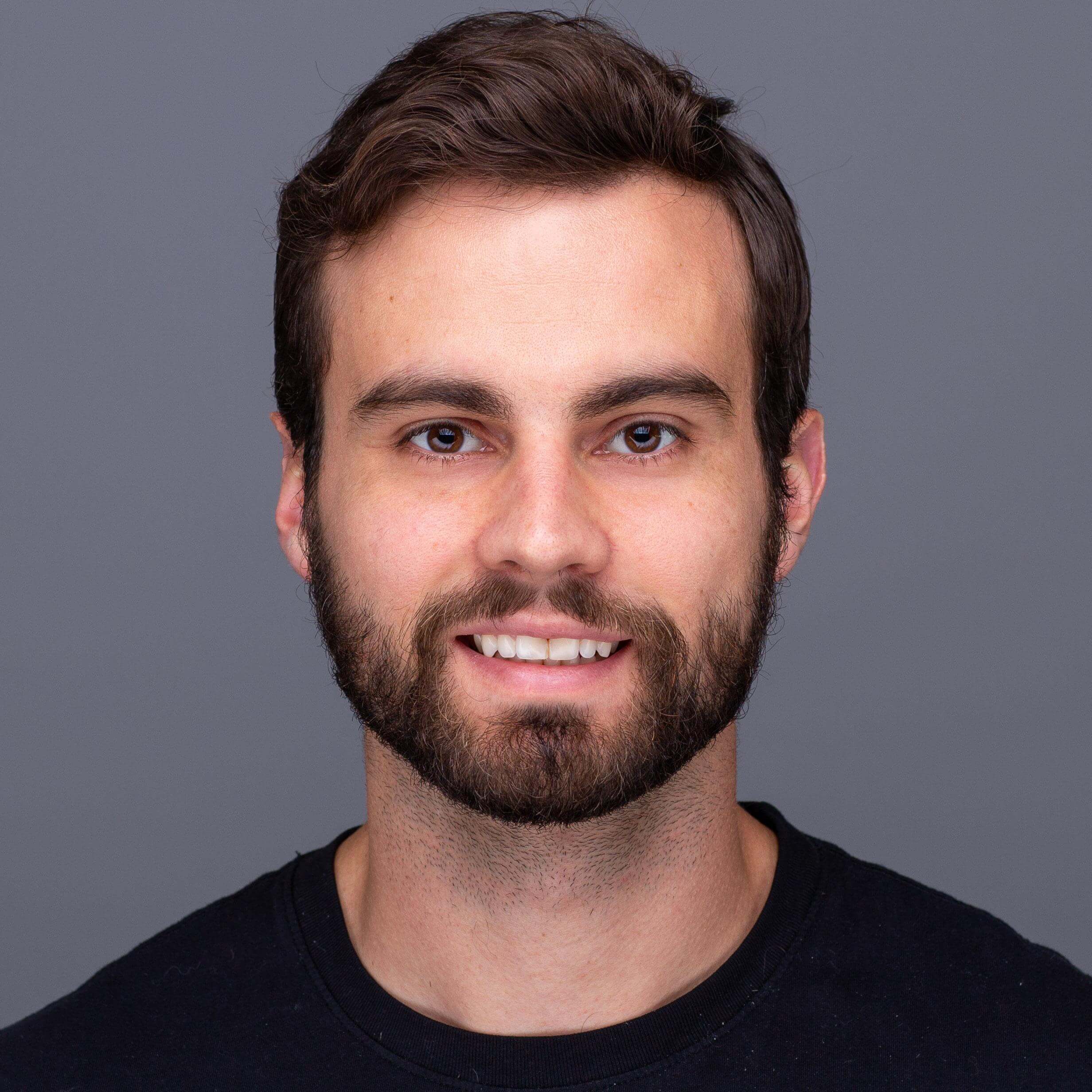 Headshot of Robert Bray
