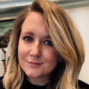 Headshot of Lisa Robbins