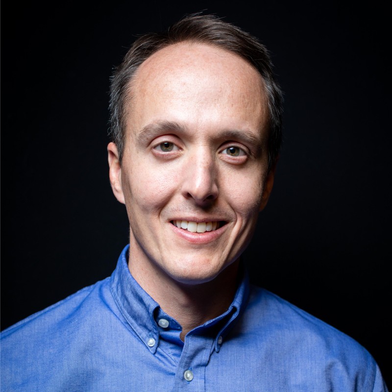 Headshot of Wes Simpson