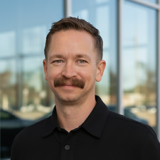 Headshot of Jesse Thomas