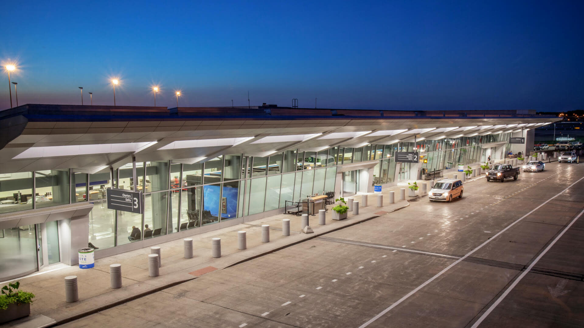 Airport terminal built by Cleveland Construction