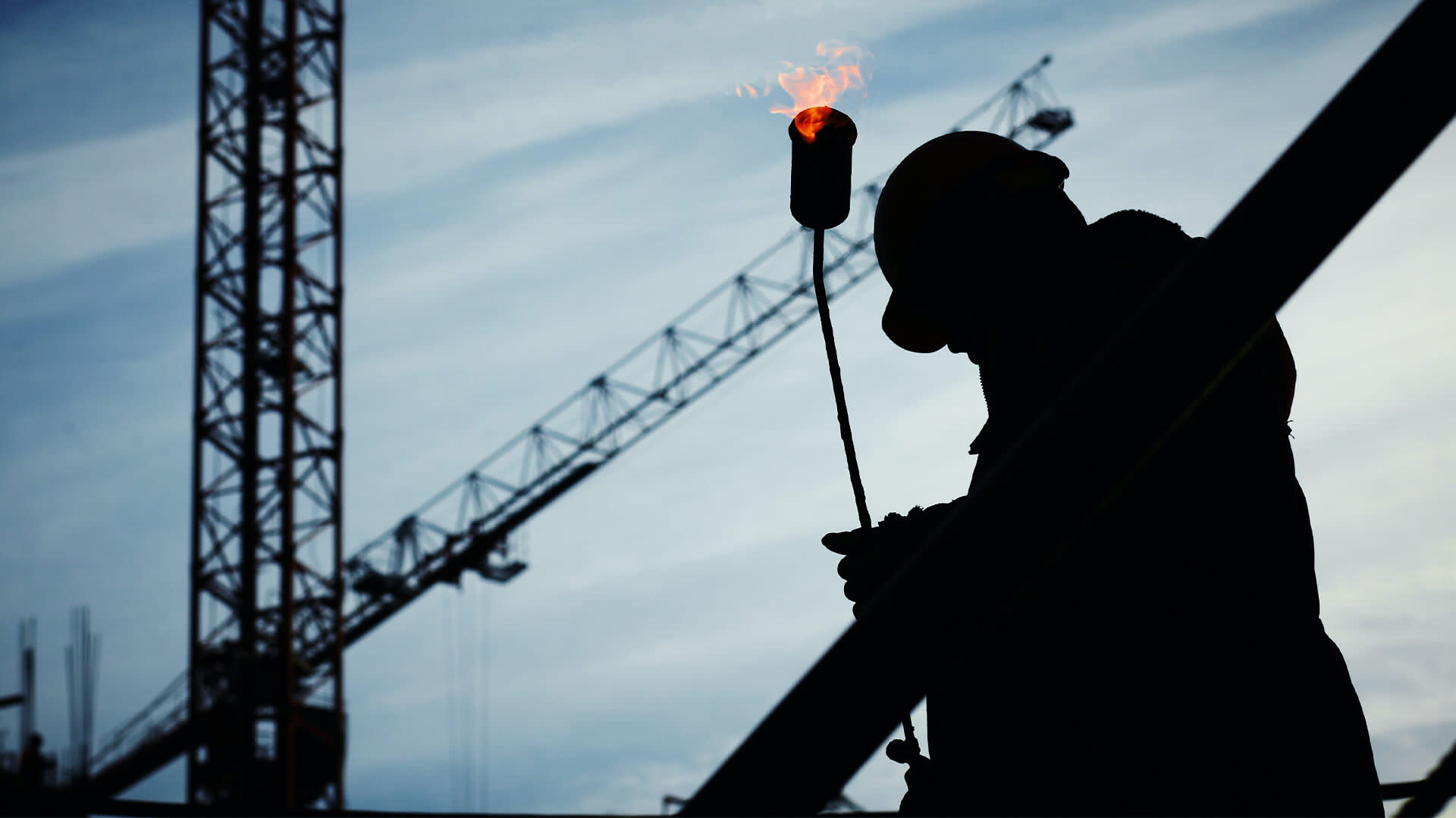 An image showing a construction employee on site during the construction labour shortage in ANZ