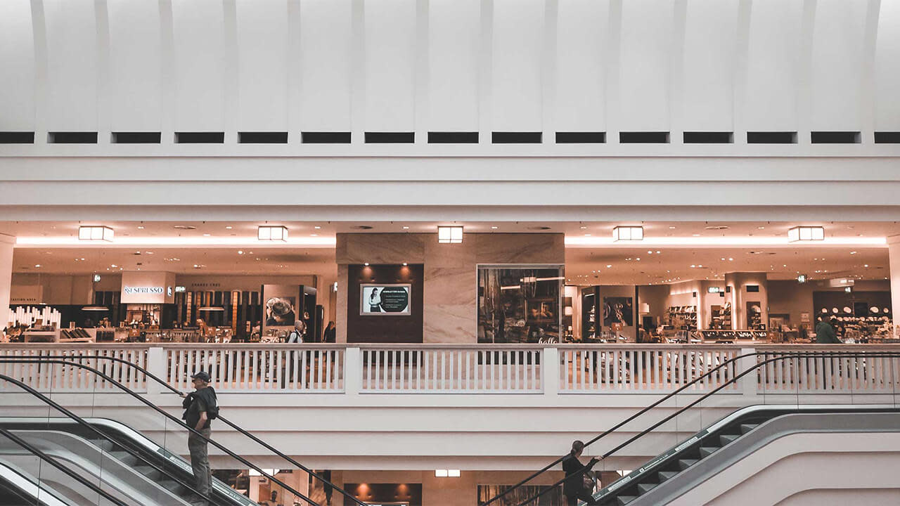 Shopping mall's escalator to the top floor