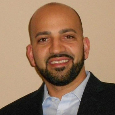 Headshot of Fabio Tobon