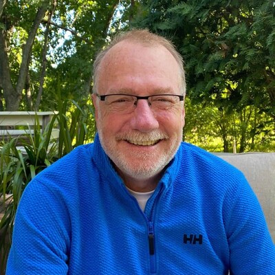 Headshot of Craig Hurst