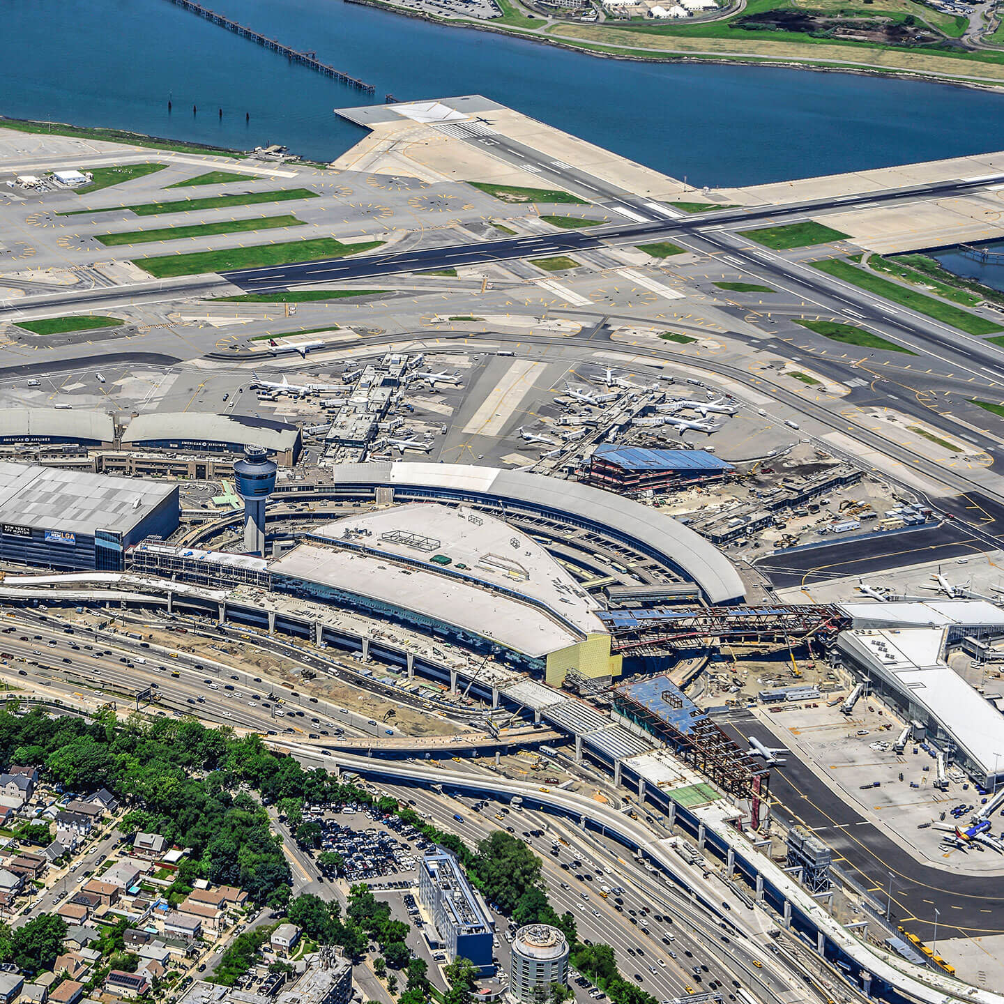 projects_hero_laguardia