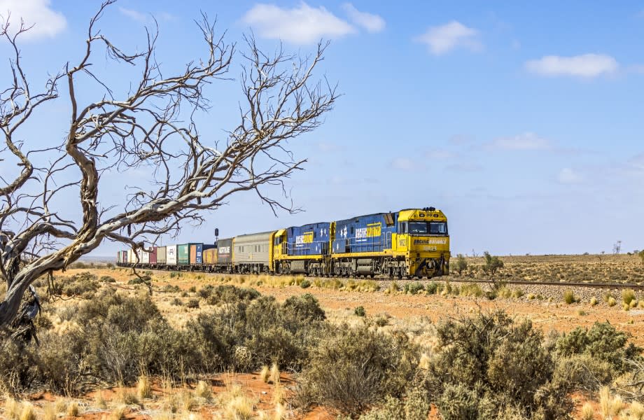 Construction has begun on the Stockinbingal to Parkes leg of the Inland Rail project. 