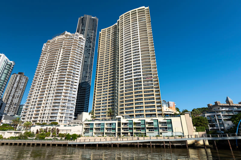 Brisbane Apartment Price-to-Income Pushes Past Sydney
The River City has entered uncharted affordability territory as median unit prices exceed five times average household income...