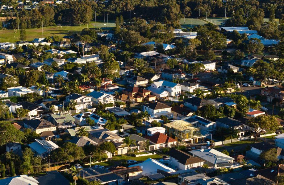 First Cracks Emerge in Australia's Property Profit Boom