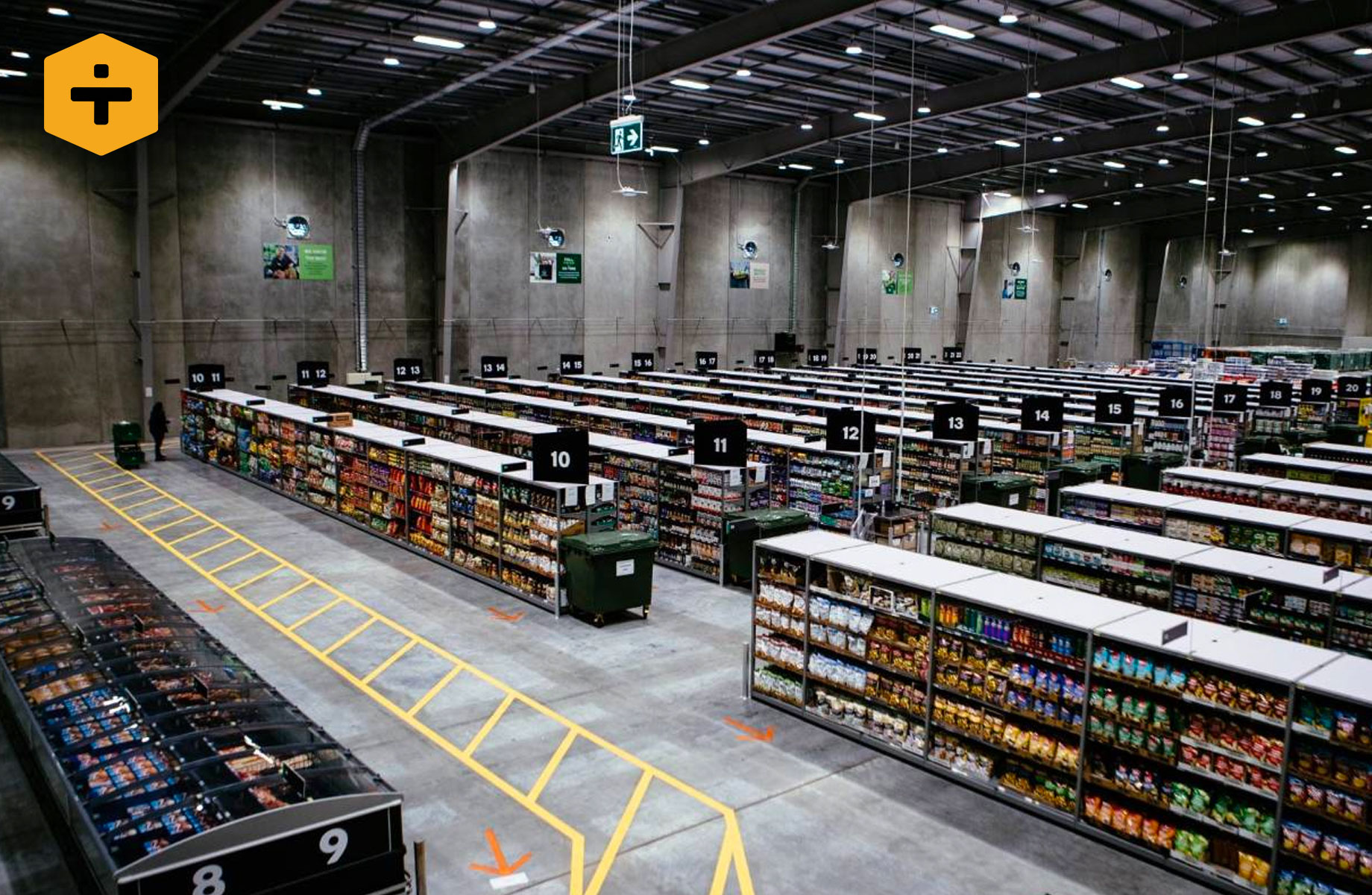 дарк стор. что такое даркстор в мегамаркете. склад даркстор. что такое даркстор в мегамаркете. сборщик перекресток.