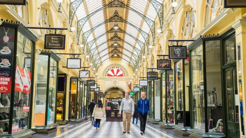 Retail vacancy rates in Melbourne's CBD have dropped to 5.5 per cent from 27.9 per cent in 2021.