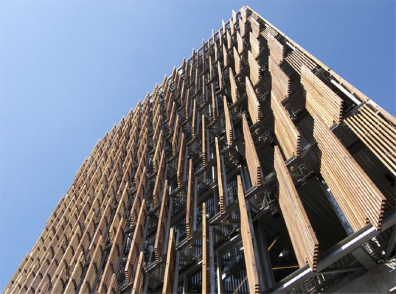 Melbourne's Council House was the first building in Australia to achieve a six star Green Star rating from the Green Building Council of Australia.