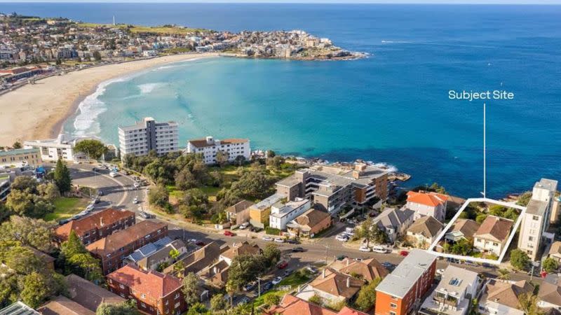 An outline of a significant land holding with views over Bondi Beach to Ben Buckler headland