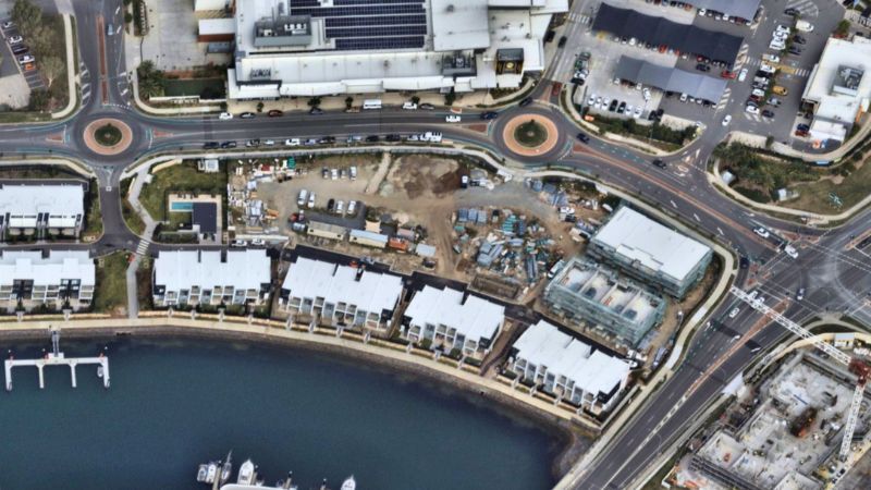 Aerial view of the vacant site at Marina Quays Boulevard, Hope Island.