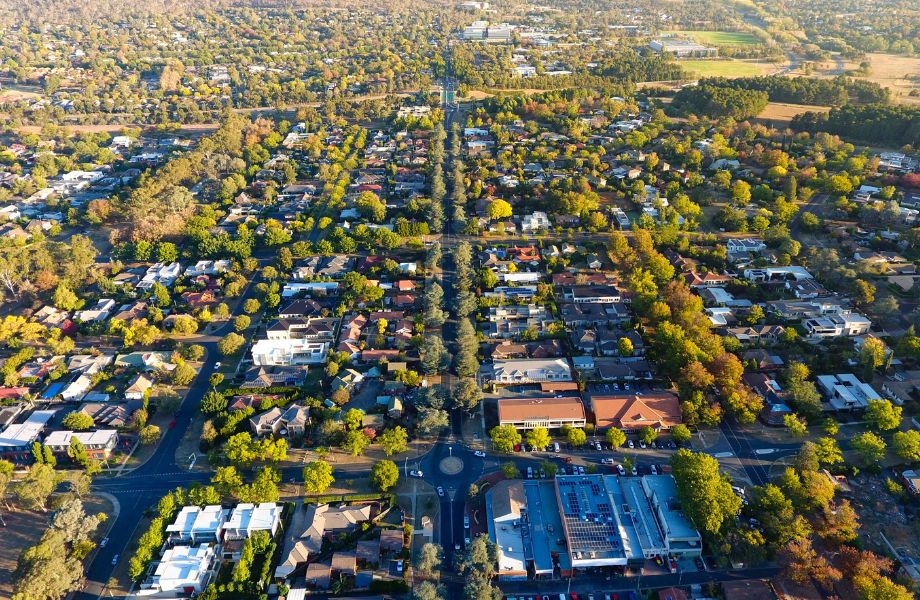 House Prices Continue to Drop, But Pace of Declines Eases The Urban