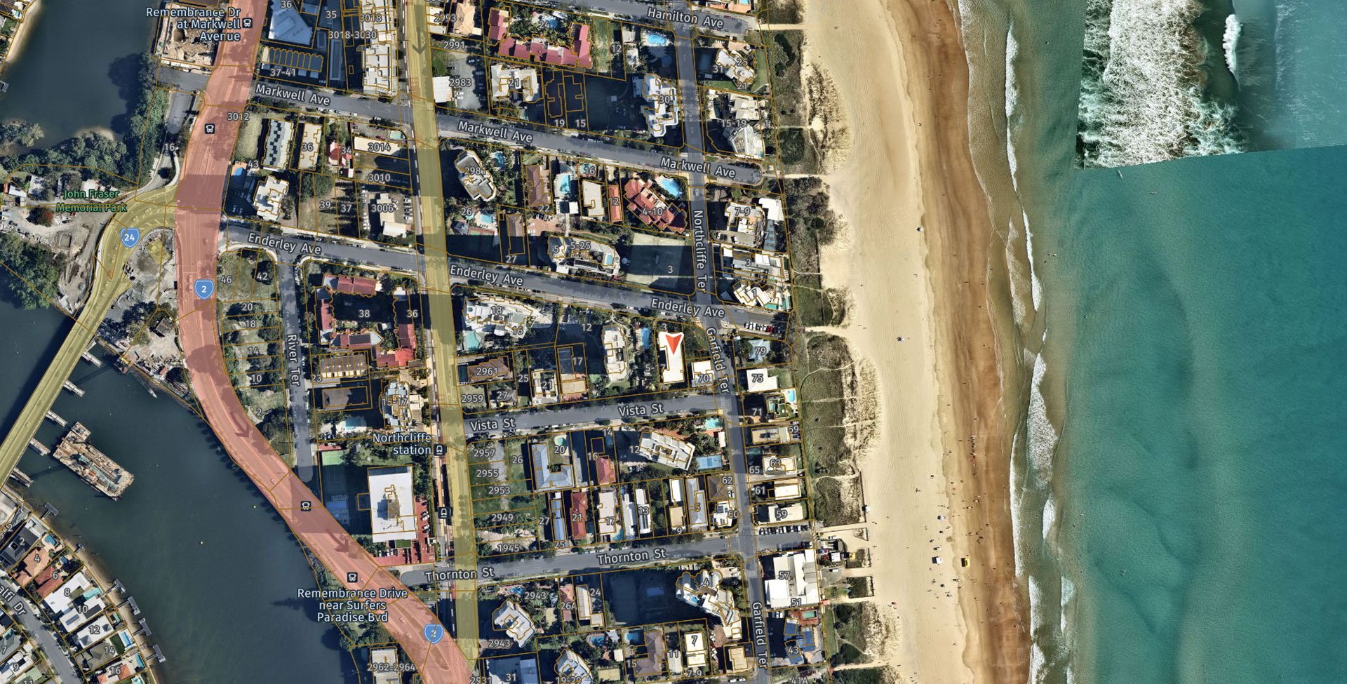 ▲ The site is bounded to the East by a three storey residential building and Baronnet Apartments, a seventeen storey apartment building, to the west. Image: Nearmap
