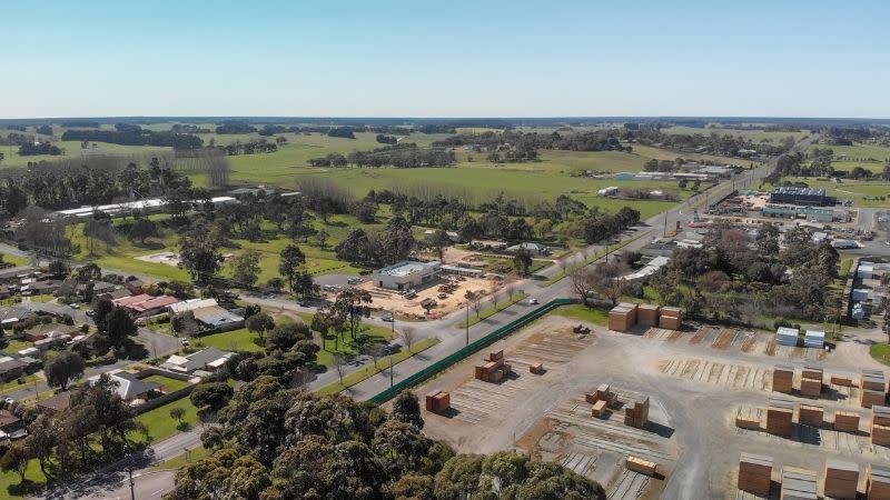 Mount Gambier in South Australia is one of many Australian regional centres to feel the effect of pandemic-prompted migration from the capitals.