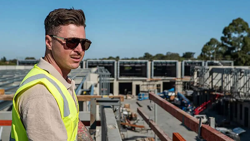 Oscar Ledlin at Vermont Inc while under construction