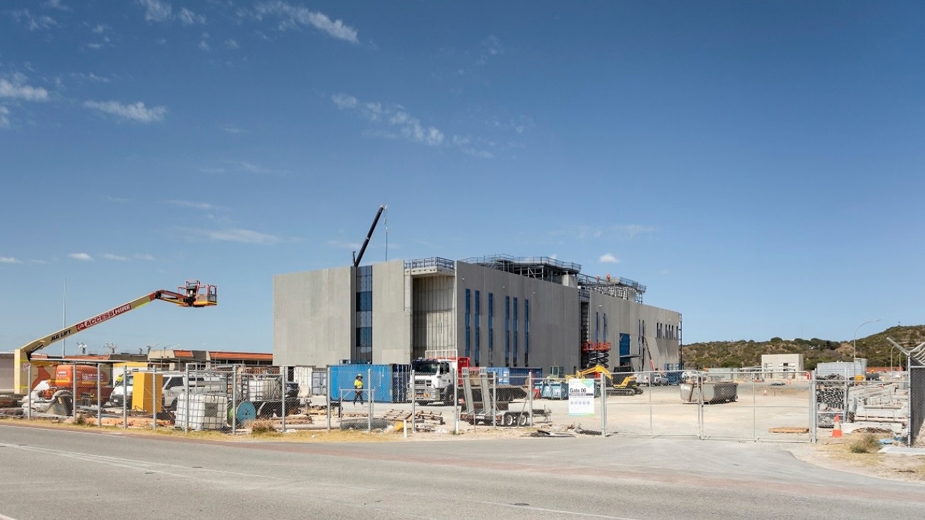 A photo of the under-construction training facility for nuclear submariners at Garden Island.