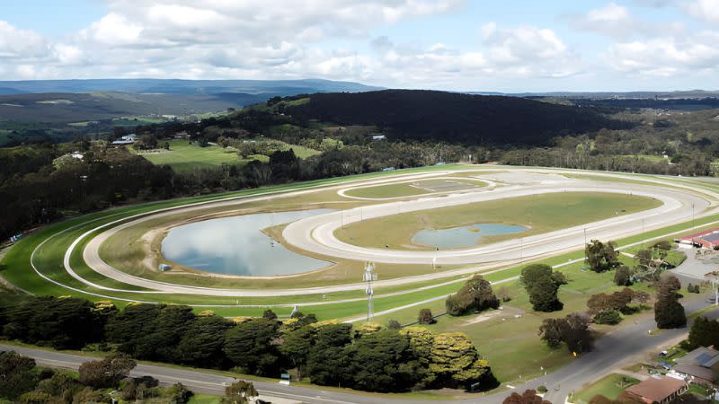 Kilmore Racing Club rezoning